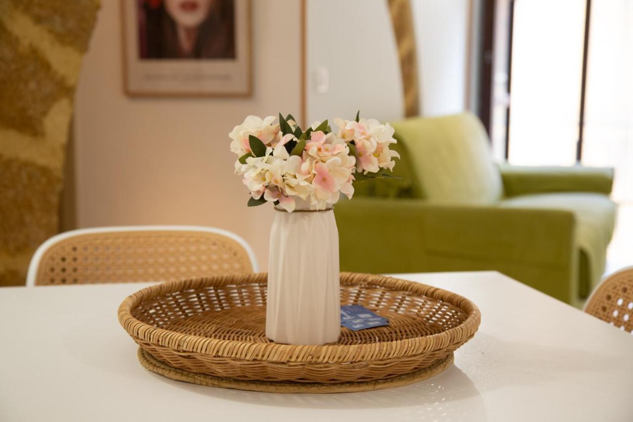 La Sedia Rossa Historical Centre Apartment อากริเจนโต ภายนอก รูปภาพ