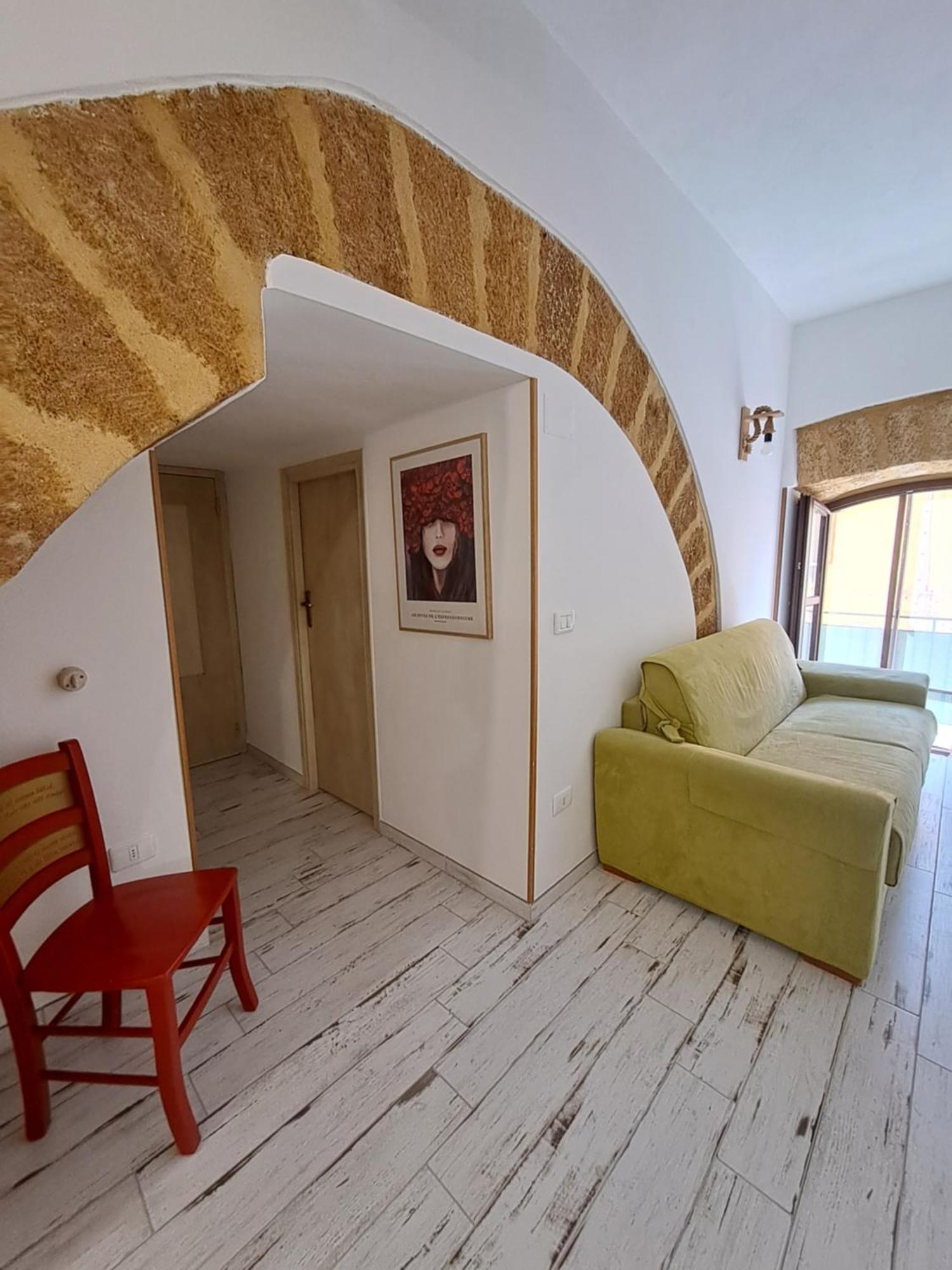 La Sedia Rossa Historical Centre Apartment อากริเจนโต ภายนอก รูปภาพ